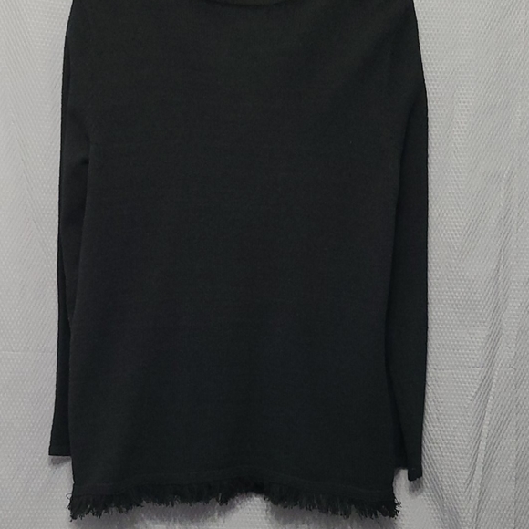 Cardigan - Picture 2 of 5